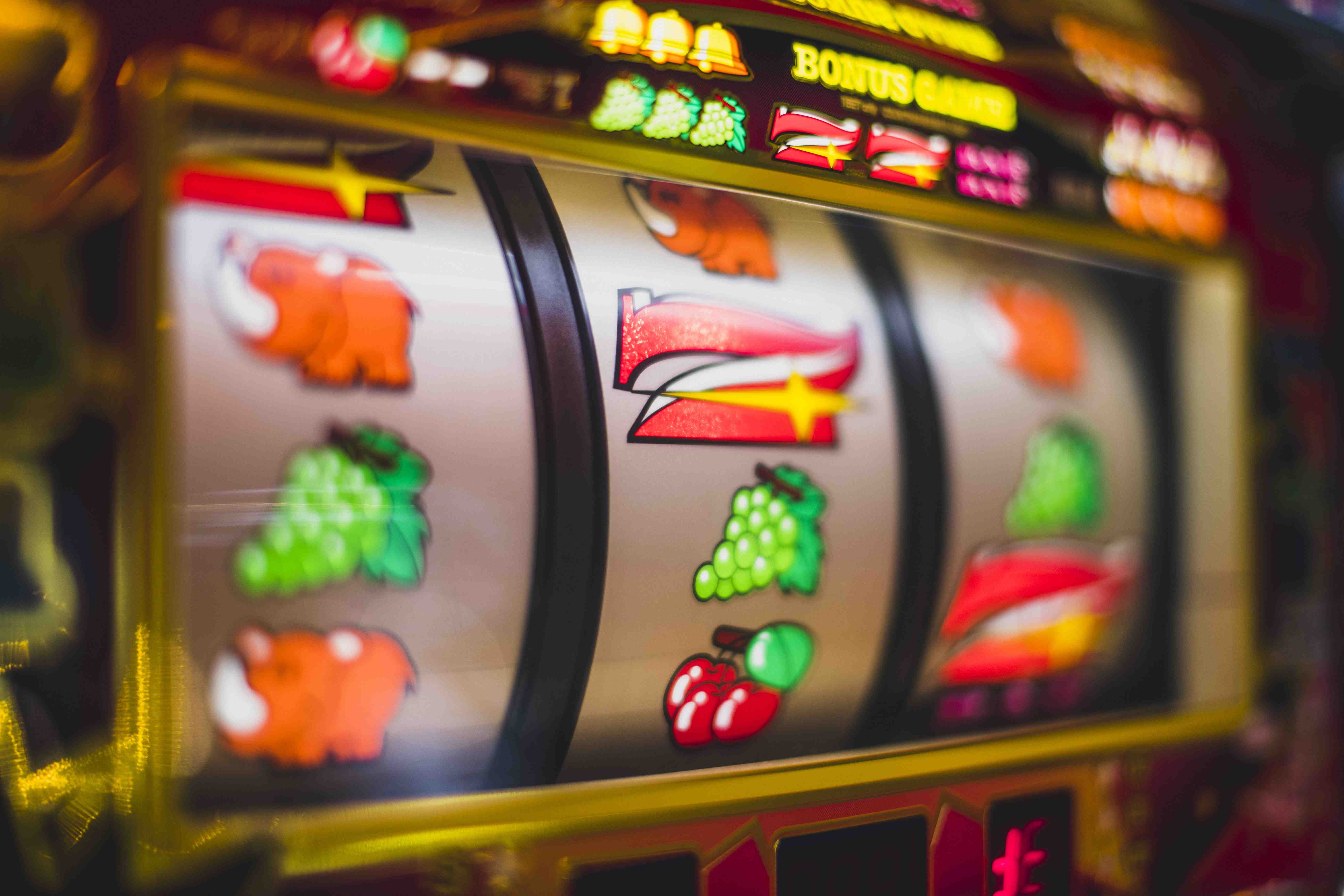 vcity88 မြန်မာ ကစားသူ လောင်းကြေး Odds စစ်ဆေးနေပုံ — Mobile APP မှ Live Bet